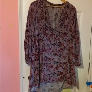 Floral Flowing Dress. US 14